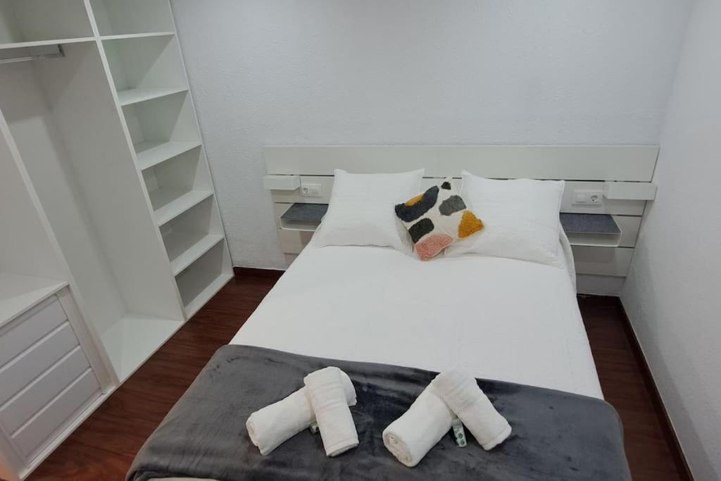 Piso Nuevo Centro Doctor Casal Appartement *