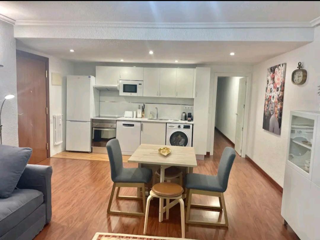 Piso Nuevo Centro Doctor Casal Appartement Oviede